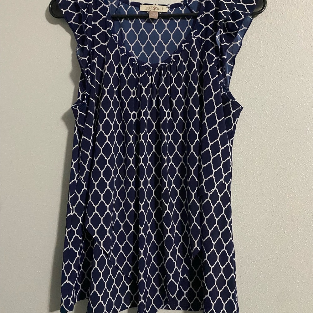 Roz & Ali Navy and White Patterned Blouse